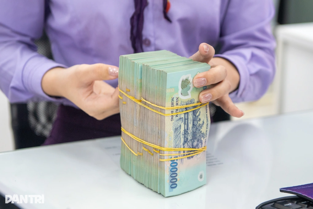 Tín dụng khách sạn, khu nghỉ dưỡng được tách khỏi dư nợ bất động sản - 1 Tín dụng khách sạn, khu nghỉ dưỡng được tách khỏi dư nợ bất động sản - 1
