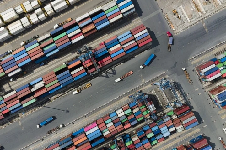 Xuất nhập khẩu kỷ lục 770 tỷ USD, tiền đổ vào những nhóm hàng nào?