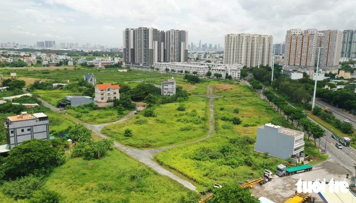 Thuế đất bỏ hoang 0,2%: Bài toán pháp lý để chính sách 'đi trúng, đi đúng và đi đủ' - Ảnh 1.